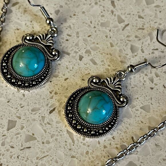 3pcs/set Vintage Style fake Turquoise Necklace & Drop Earrings‎ set - Picture 5 of 9